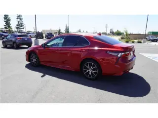 2023 Toyota Camry SE Sedan 4D