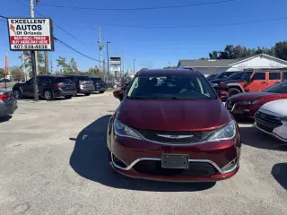 2019 Chrysler Pacifica Touring L