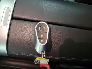 Mercedes-Benz GLC 2024 GLC 300 4dr SUV
