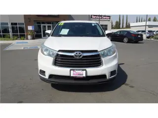 2015 Toyota Highlander LE Sport Utility 4D