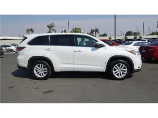 2015 Toyota Highlander LE Sport Utility 4D