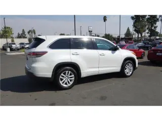 2015 Toyota Highlander LE Sport Utility 4D