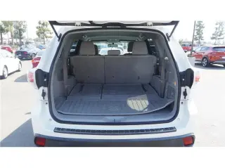 2015 Toyota Highlander LE Sport Utility 4D