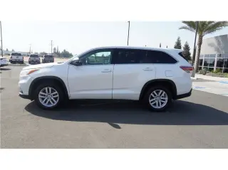 2015 Toyota Highlander LE Sport Utility 4D