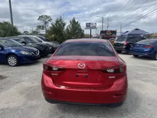 2018 Mazda MAZDA3 Sport