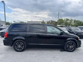 2018 Dodge Grand Caravan SE Plus