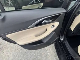 2017 Infiniti QX30 Premium