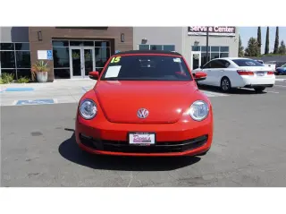 2015 Volkswagen Beetle Convertible 1.8T Convertible 2D