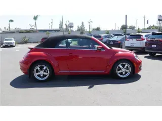 2015 Volkswagen Beetle Convertible 1.8T Convertible 2D