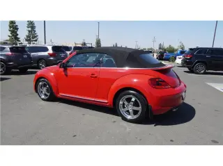 2015 Volkswagen Beetle Convertible 1.8T Convertible 2D