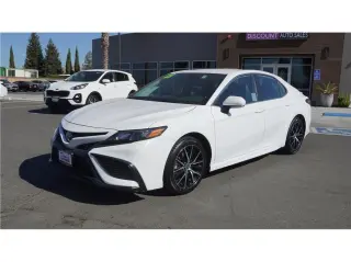 2023 Toyota Camry SE Sedan 4D