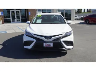 2023 Toyota Camry SE Sedan 4D