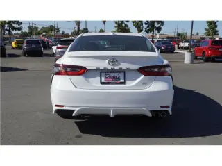 2023 Toyota Camry SE Sedan 4D