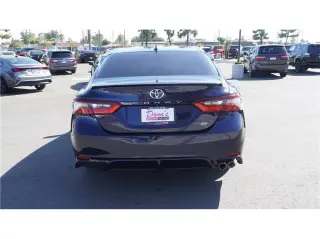 2022 Toyota Camry SE Sedan 4D