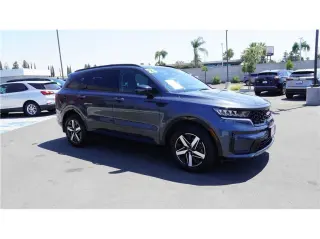 2023 Kia Sorento S
