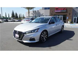 2021 Nissan Altima 2.5 SR