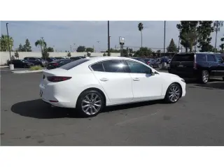 2019  Mazda3 Sedan w/Premium Pkg