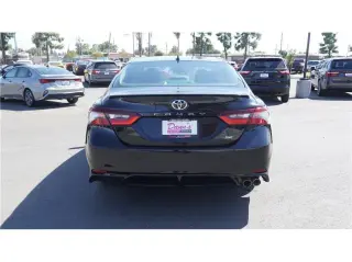 2023 Toyota Camry SE Sedan 4D