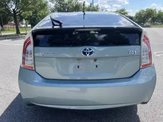 2014 Toyota Prius Four