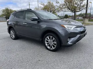 2017 Toyota RAV4 Hybrid Limited