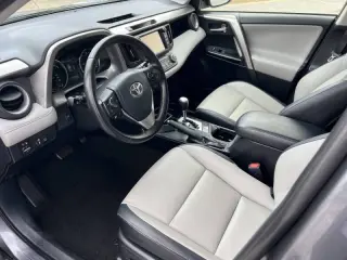 2017 Toyota RAV4 Hybrid Limited
