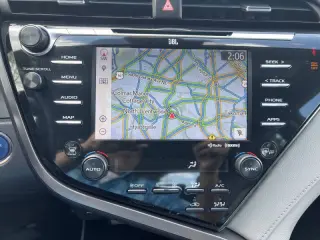 2019 Toyota Camry Hybrid XLE