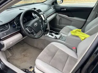 2014 Toyota Camry XLE V6