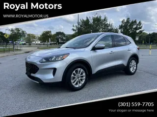2020 Ford Escape SE