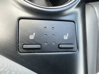 2019 Toyota Camry Hybrid XLE