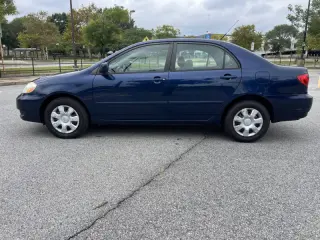 2006 Toyota Corolla LE