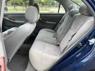 2006 Toyota Corolla LE