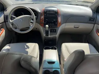 2008 Toyota Sienna XLE