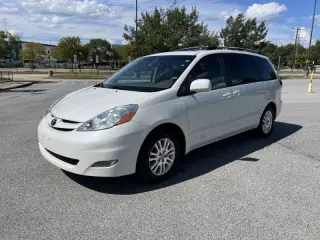 2008 Toyota Sienna XLE