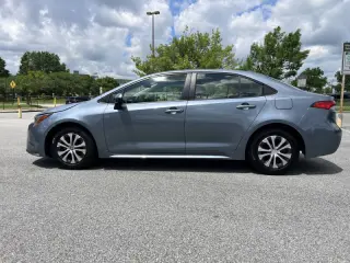 2022 Toyota Corolla Hybrid LE