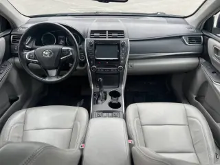 2015 Toyota Camry Hybrid XLE