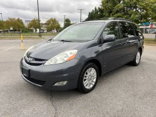 2009 Toyota Sienna XLE