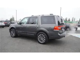 2016 Lincoln Navigator Select
