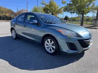 2010 Mazda MAZDA3 i Touring