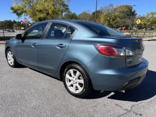 2010 Mazda MAZDA3 i Touring