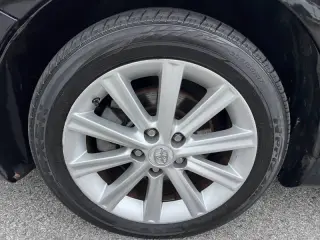 2013 Toyota Camry Hybrid XLE