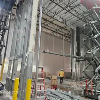 DEMO LABORERS hasta $24/hora