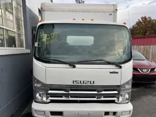 2007 Isuzu NPR