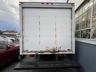 2007 Isuzu NPR