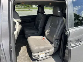 2013 Honda Odyssey EX-L w/DVD