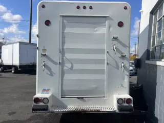 2003 Isuzu NPR