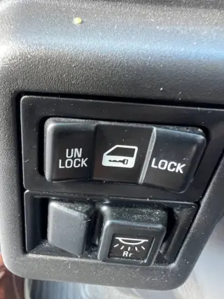 2003 Isuzu NPR