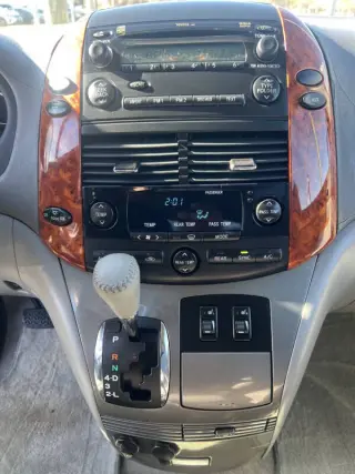 2010 Toyota Sienna XLE Limited