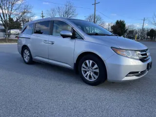2015 Honda Odyssey EX-L w/DVD