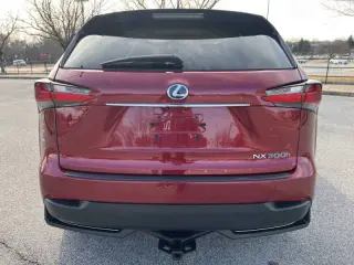 2017 Lexus NX 300h