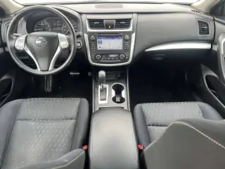 2016 Nissan Altima 2.5 SV